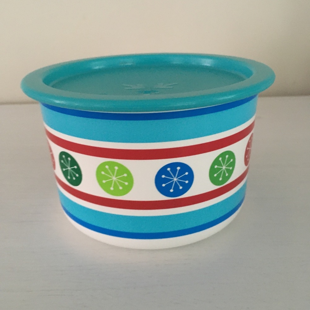 One Touch® Small Vintage Look Container
